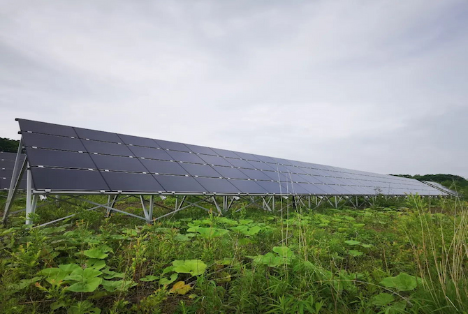 太陽光発電架台